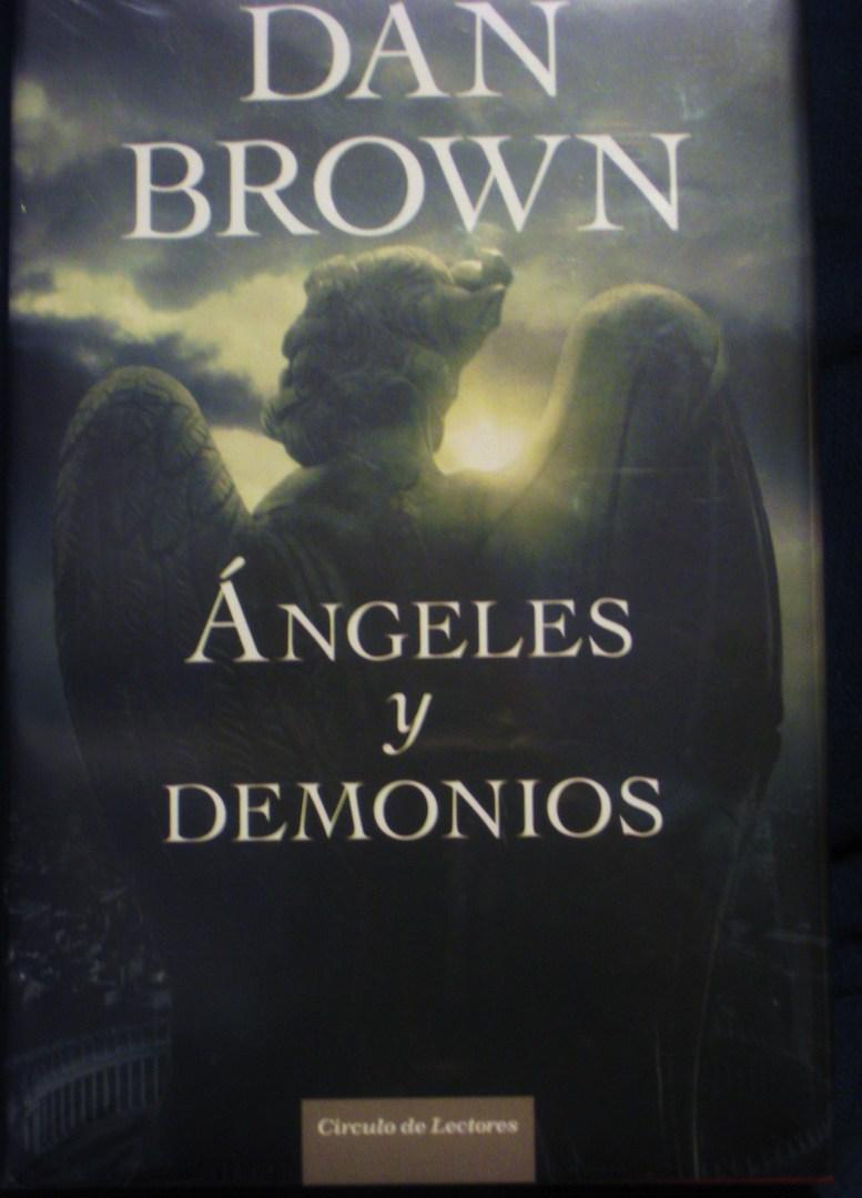 Ángeles y Demonios - Dan Brown