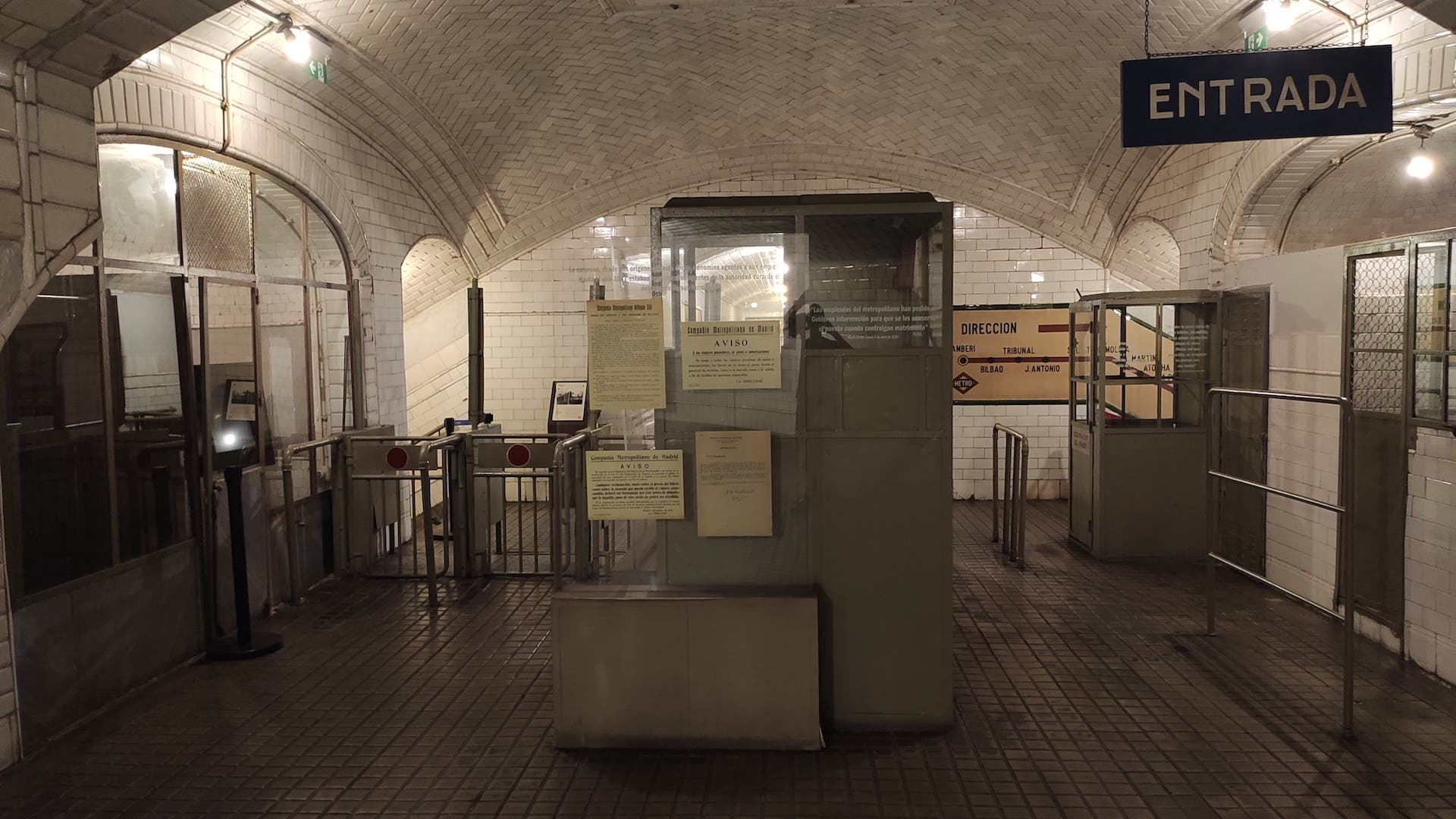 Así eran las taquillas del metro de Madrid en los años 50
